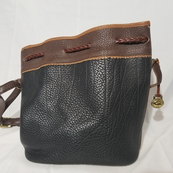 DOONEY & BOURKE Leather Bucket Bag w/ Wallet - Picture 3 of 8